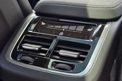 Volvo XC60 B5 B AWD Ultra Dark