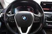 BMW Seria 5 Touring 520d xDrive Luxury Line