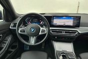 BMW Seria 3 330e PHEV xDrive