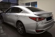 Lexus ES 300h Business Edition 2.5 E-CVT