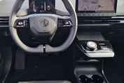 MG 4 64kWh Luxury