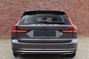 Volvo V90 T6 AWD Plug-In Hybrid Plus Bright
