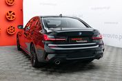 BMW Seria 3 330i M Sport sport-aut
