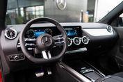 Mercedes GLA 220 4-Matic AMG Line 8G-DCT