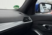 BMW Seria 3 Touring 320d xDrive M Sport