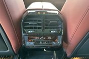 BMW iX xDrive60 111.5kWh