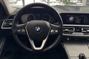 BMW Seria 3 318i Advantage