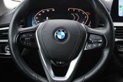 BMW Seria 5 520d xDrive Sport Line