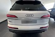 Audi Q7 TDI quattro S Line