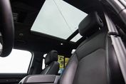 Land Rover Defender 130 3.0 D300 mHEV X-Dynamic HSE