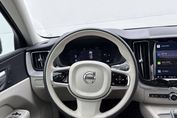Volvo XC60 B4 D Plus Dark