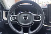 Volvo XC60 B5 B AWD Plus Dark