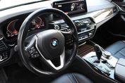 BMW Seria 5 520d xDrive Luxury Line