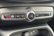 Volvo XC40 B3 Plus Dark