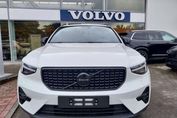 Volvo XC40 B4 Plus Black Edition