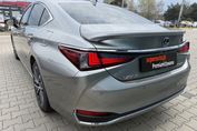 Lexus ES 300h Business Edition