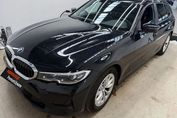 BMW Seria 3 320i Advantage aut