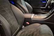 Mercedes Klasa C 300 e 4-Matic AMG
