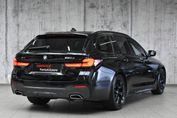 BMW Seria 5 520d xDrive M Sport mHEV aut