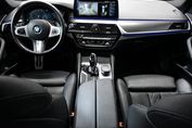 BMW Seria 5 520d xDrive M Sport mHEV aut