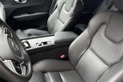 Volvo XC60 B5 B AWD Plus Dark