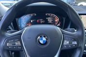 BMW Seria 3 320i Sport Line