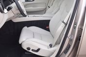 Volvo XC60 T6 Plug-In Hybrid AWD Ultra Dark