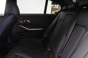 BMW Seria 3 330e xDrive M Sport