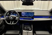 BMW Seria 5 520i mHEV M Sport  aut