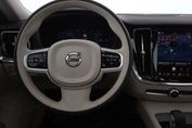 Volvo V60 T6 AWD Plug-In Hybrid Plus Dark
