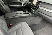 Volvo XC60 B5 B AWD Core