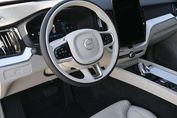 Volvo XC60 B5 AWD Plus Bright