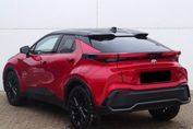 Toyota C-HR GR Sport 2.0 Hybrid Dynamic Force Plug-in