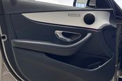 Mercedes Klasa E 200