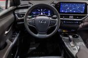 Lexus UX 300h F Sport Design