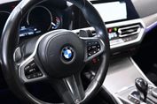 BMW Seria 3 330i xDrive M Sport