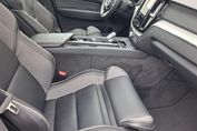 Volvo XC60 B4 B Plus Dark
