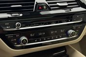 BMW Seria 5 530i xDrive M Sport sport