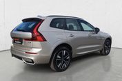 Volvo XC60 B5 B AWD Plus Dark aut