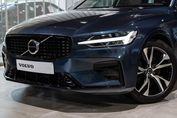 Volvo V60 B4 B Plus Dark