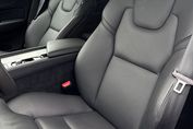 Volvo XC60 B4 B Plus Dark