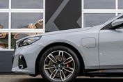 BMW Seria 5 Touring 550e xDrive M Sport