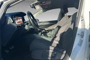 Volkswagen Golf Active 1.0 TSI