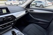 BMW Seria 5 518d Advantage