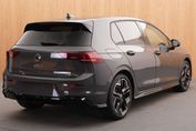 Volkswagen Golf R-Line Plus 1.5 eTSI mHEV