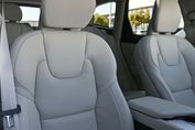 Volvo XC60 T6 Plug-In Hybrid AWD Plus Dark