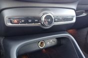Volvo XC40 B3 Plus Dark aut