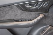 Audi Q7 55 TFSI e quattro S Line