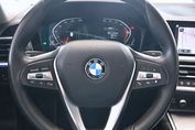 BMW Seria 3 318i