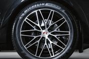 Porsche Cayenne Black Edition